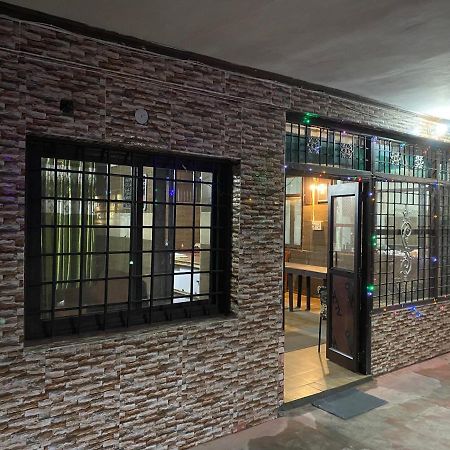 Hotel O Hya'S Homestay Деградун Екстер'єр фото