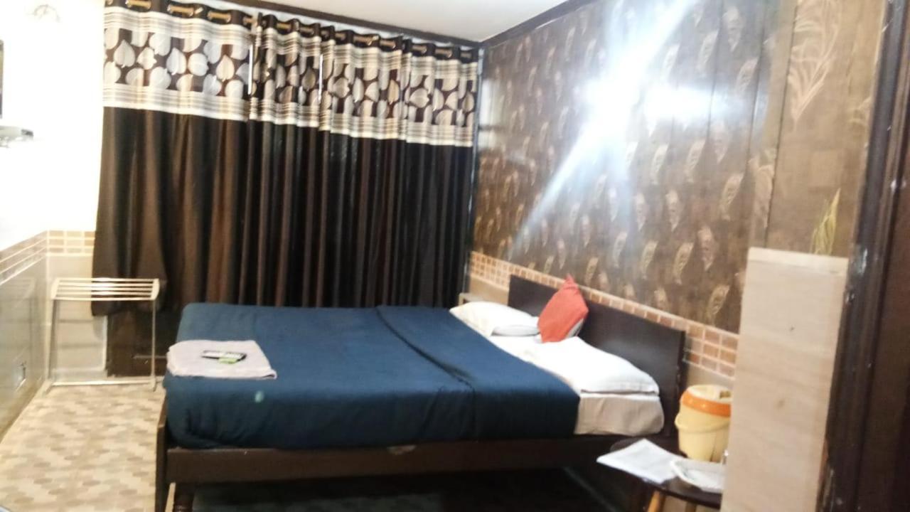 Hotel O Hya'S Homestay Деградун Екстер'єр фото