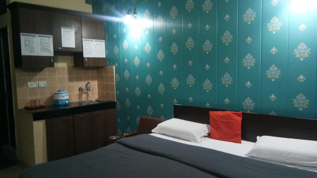 Hotel O Hya'S Homestay Деградун Екстер'єр фото